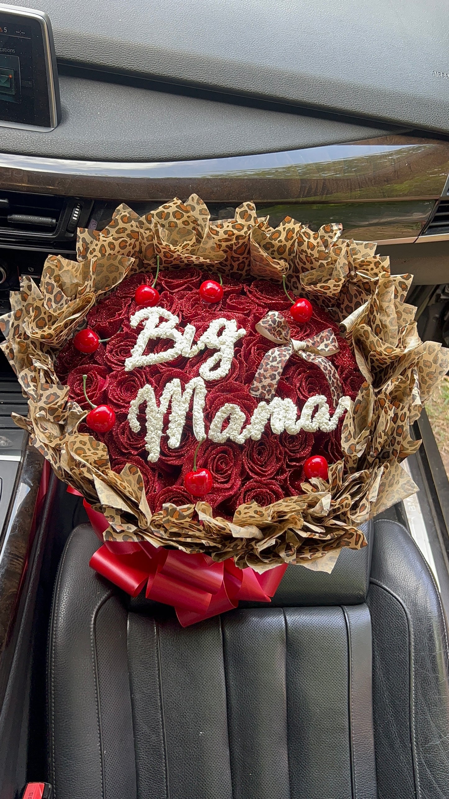 Big Cheetah Bouquet