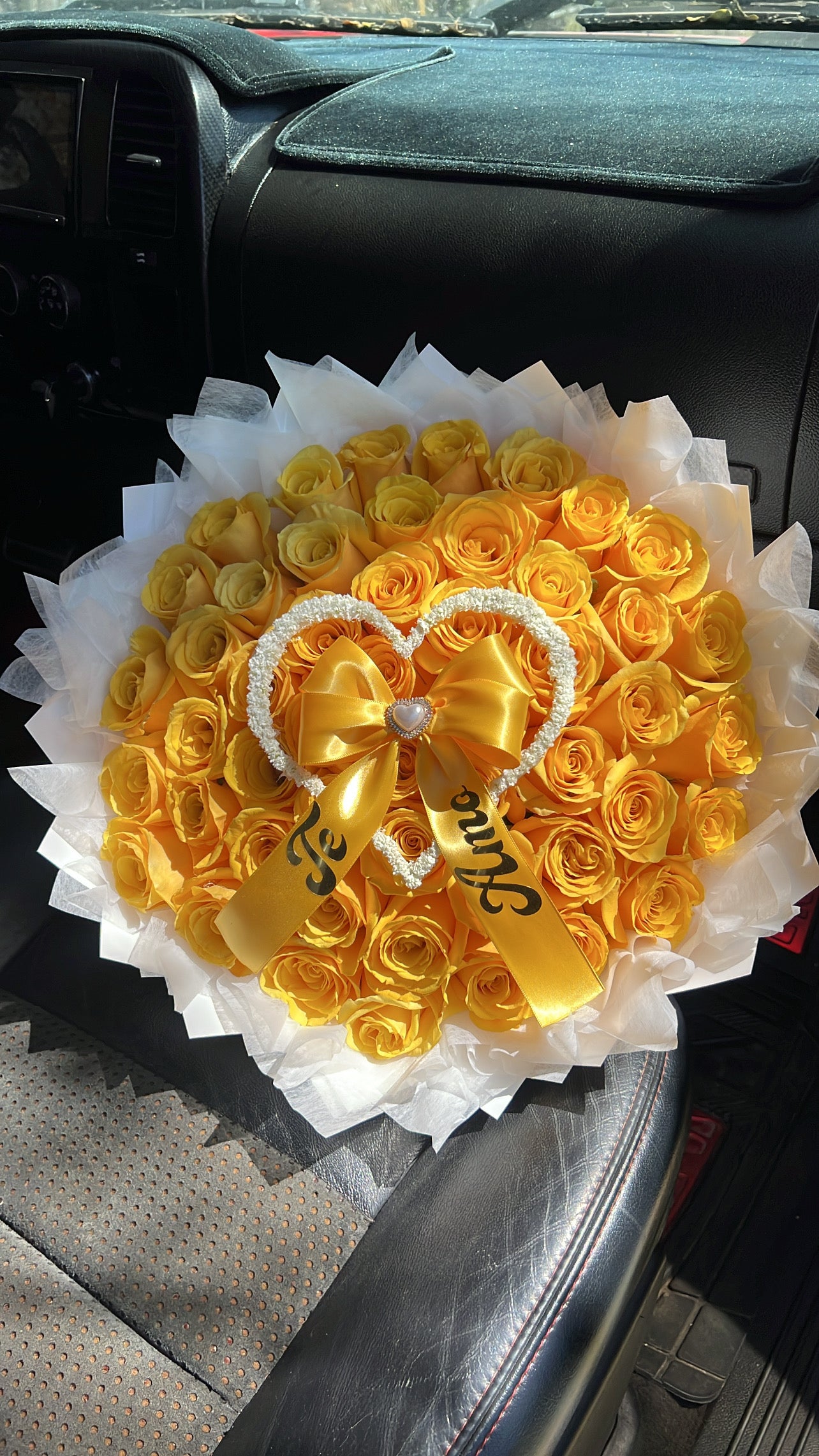 Bee in Love Bouquet