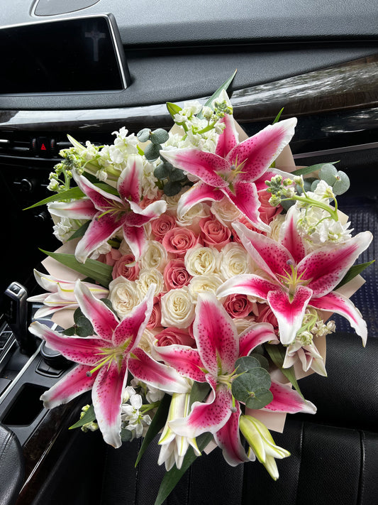 A Lily Dream Bouquet