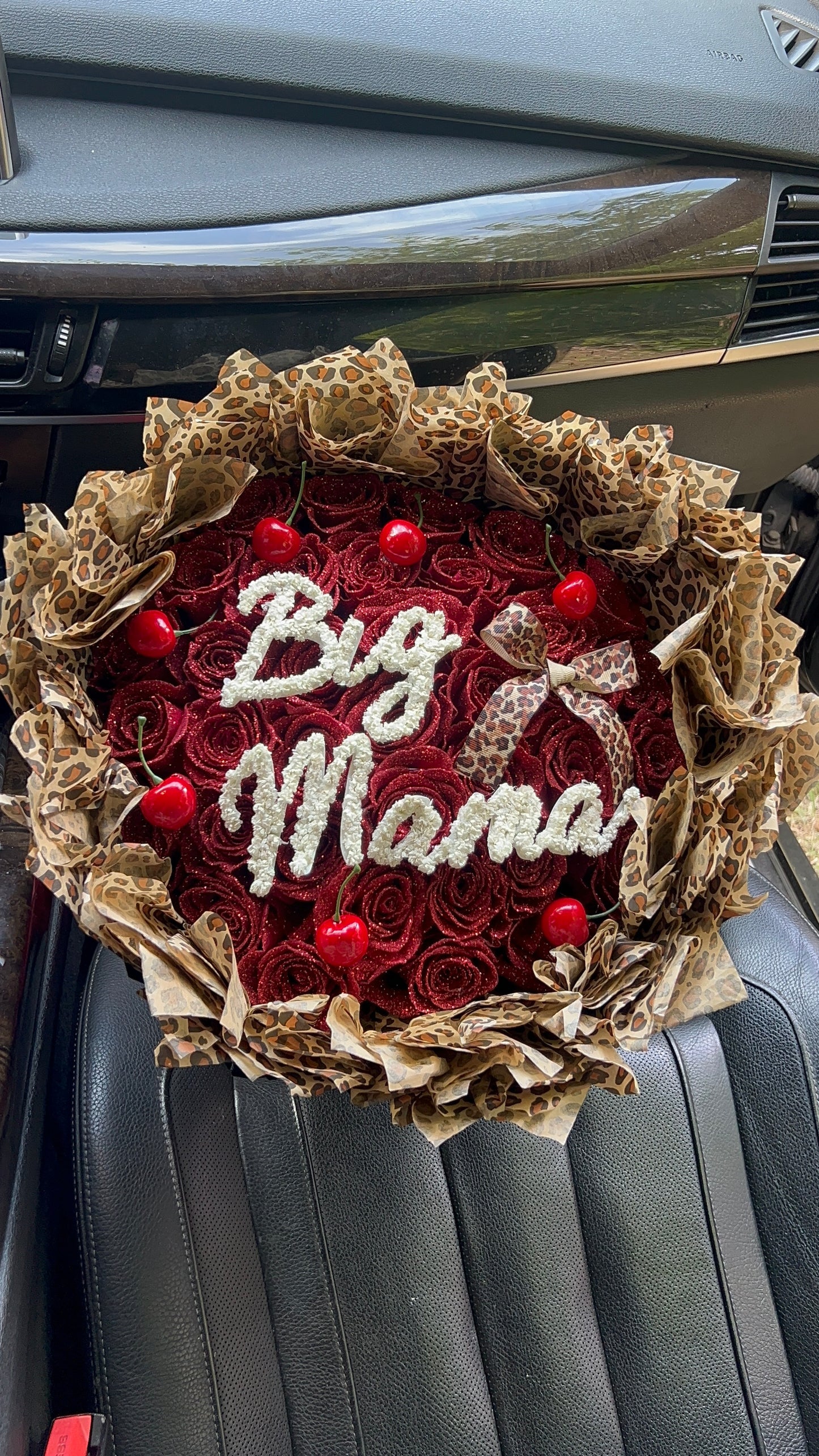 Big Cheetah Bouquet