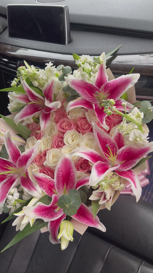 A Lily Dream Bouquet